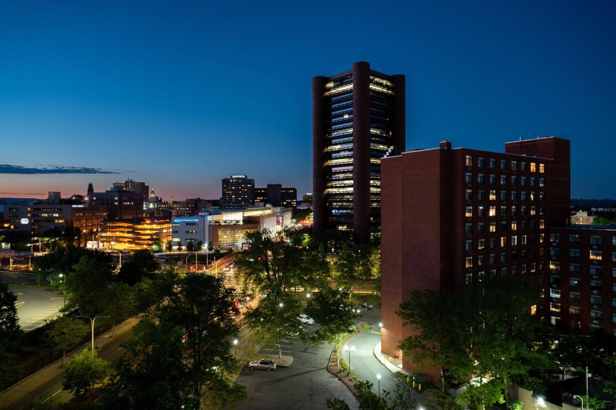 Luxury Apartments By Hyatus At Pierpont New Haven Buitenkant foto